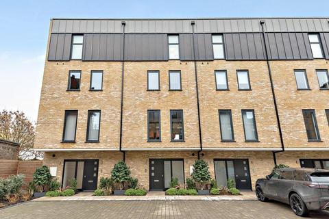 3 bedroom townhouse for sale, Rainville Road, Hammersmith
