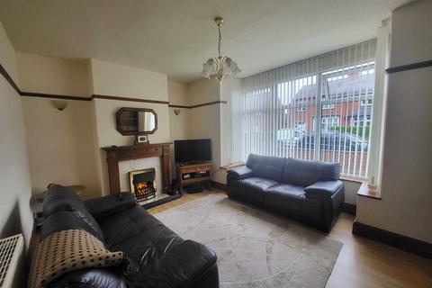 3 bedroom semi-detached house for sale, Bendigo Road, Dewsbury