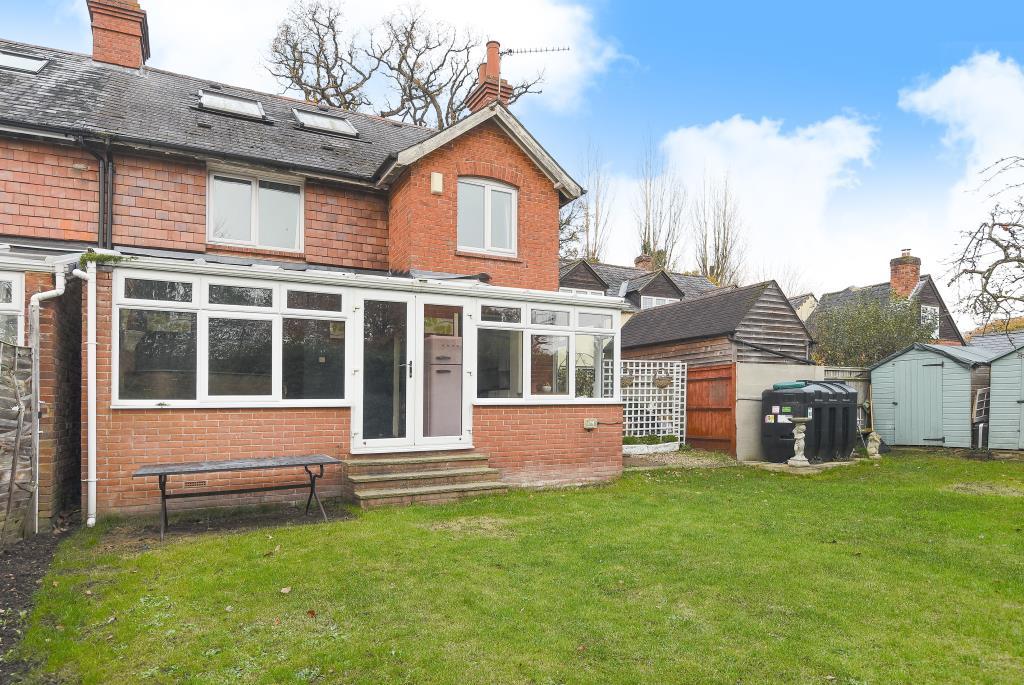 Newbury, Berkshire, RG20 4 bed semidetached house for sale £500,000