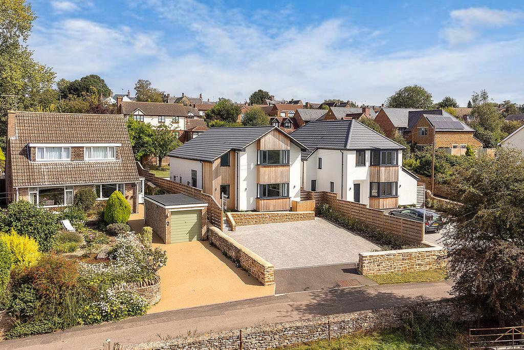 Barlows Lane, Wilbarston, LE16 4 bed detached house for sale £600,000