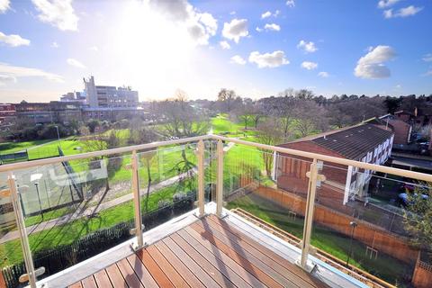 2 bedroom apartment to rent, Kidwells Close, Maidenhead, Berkshire, SL6