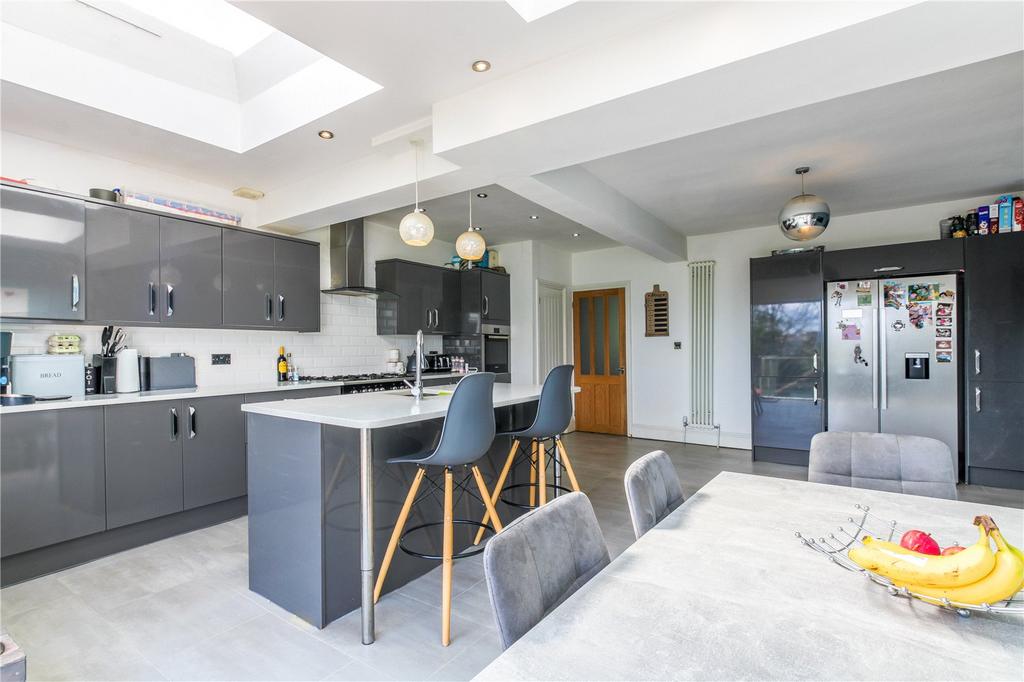 Ilchester Crescent, Bedminster Down, Bristol, BS13 4 bed terraced house