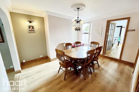 4 bedroom semi-detached house for sale, Recreation Road, Colchester