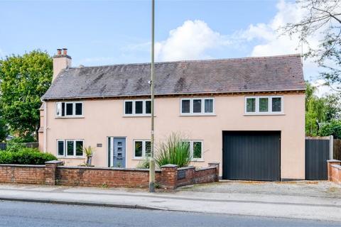 1162 Evesham Road, Astwood Bank, Redditch, B96 6DT