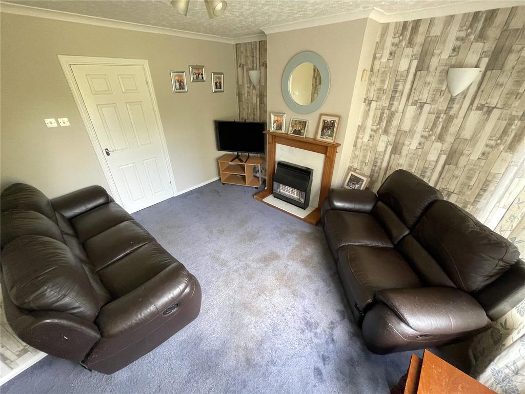 Helming Drive, East Park, Wolverhampton, West Midlands, WV1 3 bed semi