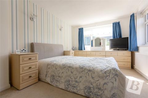 8 Kennet Close, Upminster, RM14 1ST