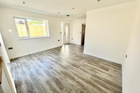 1 bedroom bungalow for sale, Lansdown Walk, Bream, GL15 6NE