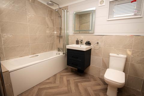 undefined, Plot 1, OMAR HERON at Tallington Lakes, Tallington Lakes Leisure Park Ltd, Barholm Road PE9