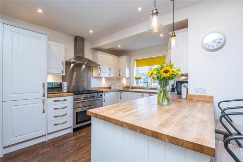 3 bedroom detached house for sale, St. James Gardens, Westcliff-on-Sea, Essex, SS0