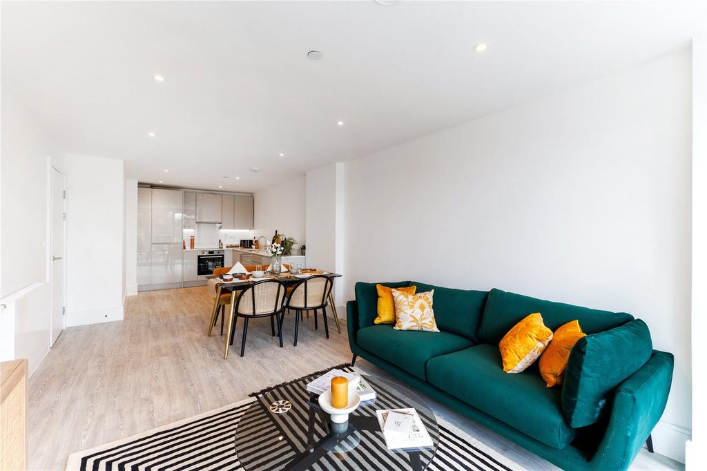 Show Apartment