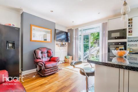 5 bedroom semi-detached house for sale - Westwood Park, London