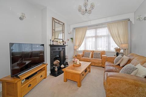 3 bedroom semi-detached house for sale, Shortwood Avenue, Staines-upon-Thames, Surrey, TW18