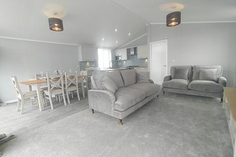 2 bedroom park home for sale, Park Realty Radcliffe at Tallington Lakes, Tallington Lakes Leisure Park Ltd, Barholm Road PE9