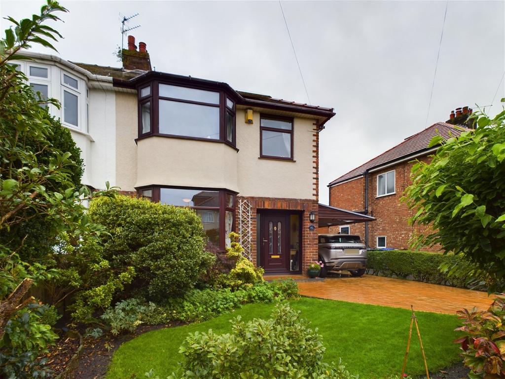 Highfield Road, Ormskirk, Lancashire 3 bed semidetached house £295,000