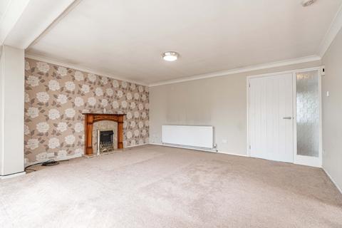 2 bedroom bungalow for sale - Bronte Farm Road, Shirley, Solihull, West Midlands, B90