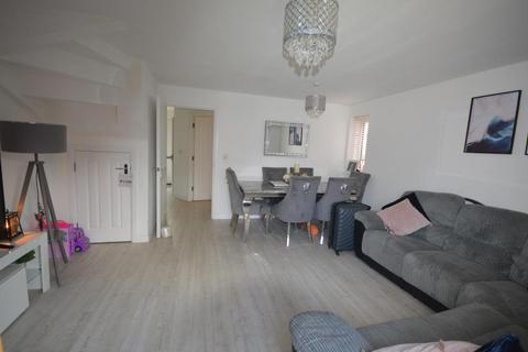 9 Birchfield Way, Telford, TF3 5HN