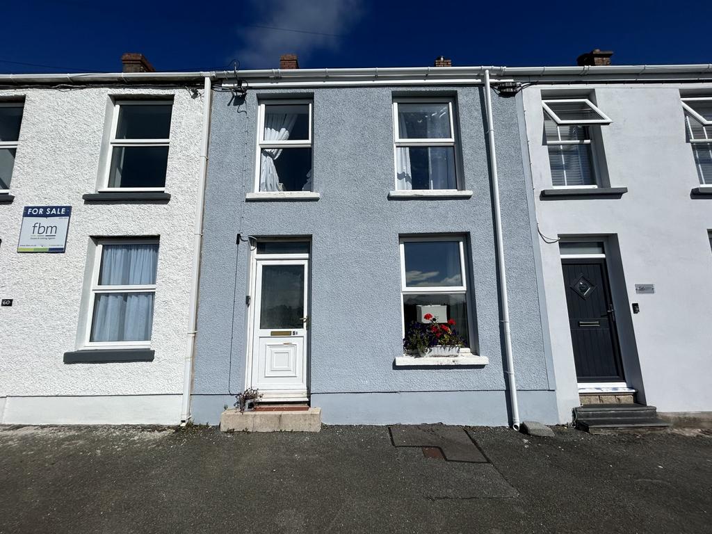 Marble Hall Road, Milford Haven, Pembrokeshire, SA73 3 bed terraced house for sale £145,000