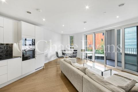 2 bedroom flat for sale, Walworth Square, Elephant & Castle, London, SE17