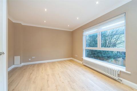 4 bedroom terraced house to rent, Waveney Close, London