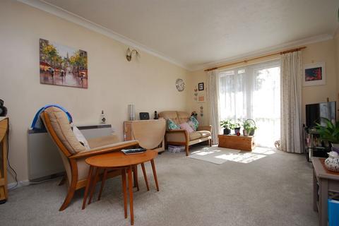 1 bedroom retirement property for sale, Kings Road, Herne Bay