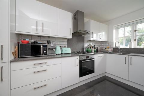 2 bedroom flat for sale, Minister Court, Frogmore, St. Albans, Hertfordshire