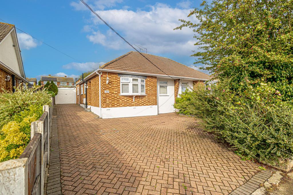 Houses For Sale In Homefields Avenue Benfleet at Dennis Stout blog