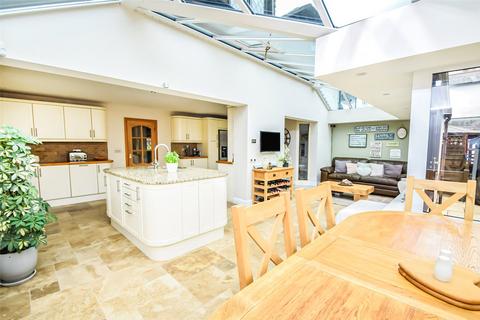 5 bedroom detached house for sale, Cricket Hill Lane, Yateley GU46