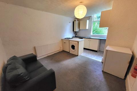 1 bedroom flat to rent - Wellington Road North, Stockport, Greater Manchester, SK4