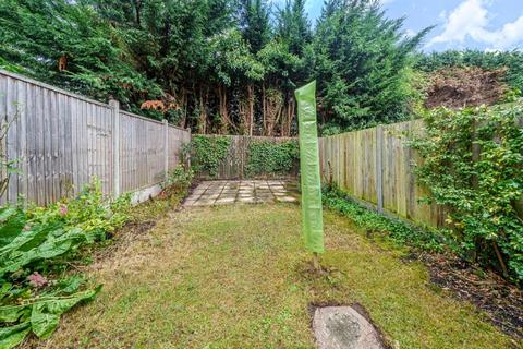 20 Rainsford Close, Stanmore, HA7 3DJ