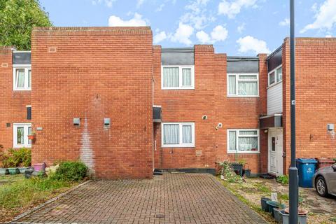 20 Rainsford Close, Stanmore, HA7 3DJ