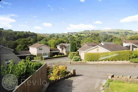 2 Nudger Close, Dobcross, Oldham, OL3 5AP