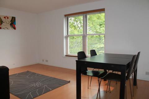 2 bedroom flat to rent, Park Court, Oakleigh Park South, Whetstone, N20