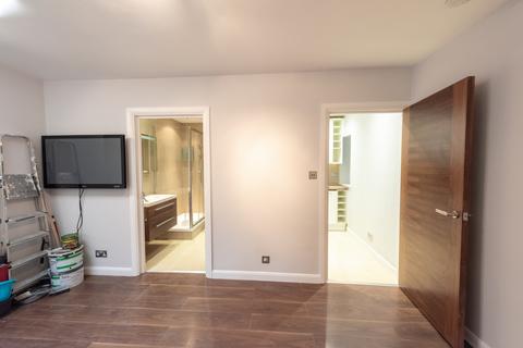 1 bedroom flat to rent, Camden High Street, Camden, NW1