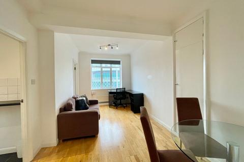 1 bedroom flat to rent - Warren Court, Euston Road, Fitzrovia, NW1