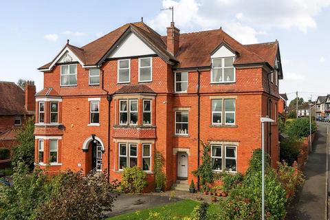 6 bedroom semi-detached house for sale, Llandrindod Wells,  Wales,  LD1