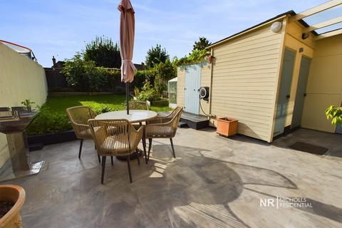 3 Fendall Road, Epsom, KT19 9NZ