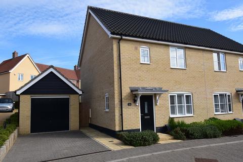 3 bedroom semi-detached house for sale - Holly Way, Saxmundham