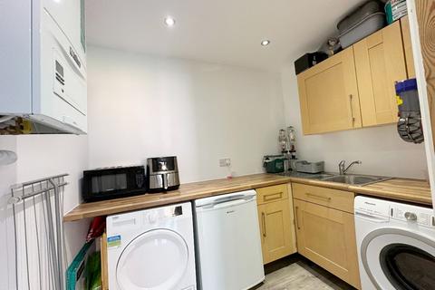8 Jacombe Close, Warwick, CV34 6JN