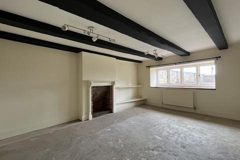 2 bedroom ground floor flat for sale - Riverside Court, South Quay, King's Lynn