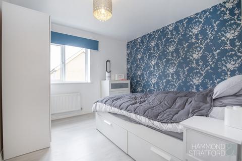 9 Forest Grove, Swaffham, PE37 8GQ