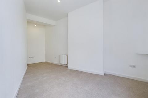 2 bedroom apartment to rent, Sandgate Road, Folkestone