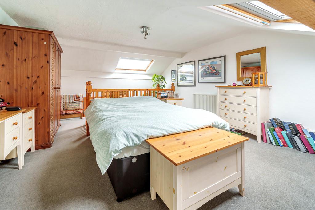 Attic/occasional bedroom