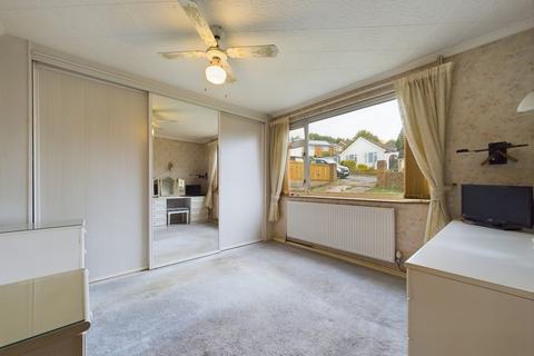 171 Downs Road, Folkestone, CT19 5PU