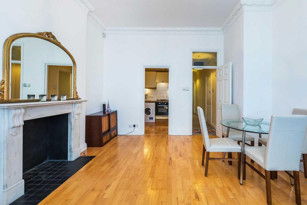 Belgrave Road, Pimlico, SW1V 2 bed flat £2,925 pcm (£675 pw)