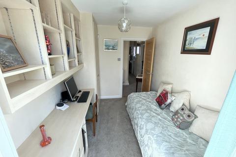 1 Blacksmith Close, Corfe Mullen, Wimborne, BH21 3QW