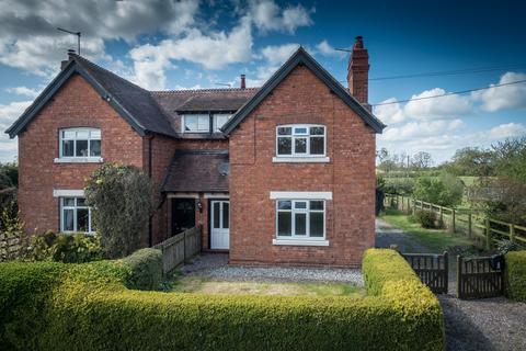 3 bedroom semi-detached house to rent - Calverhall , Whitchurch