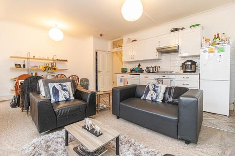 2 bedroom apartment to rent, Cathedral Road, Pontcanna