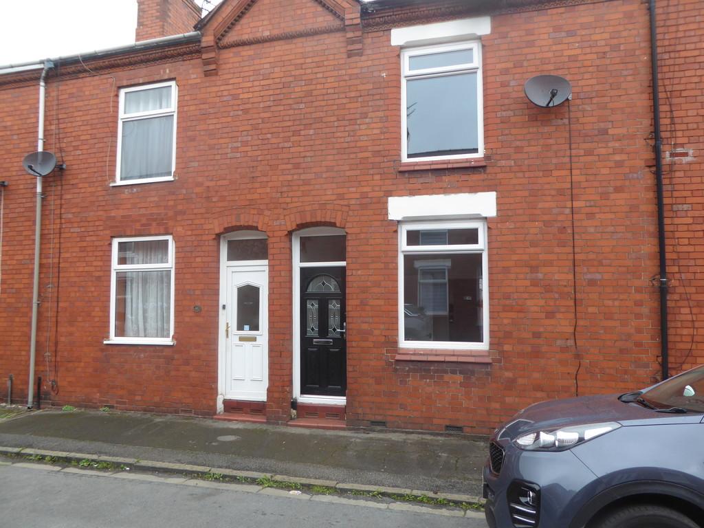 Huxley Street, Northwich, Cheshire 2 bed terraced house £700 pcm (£