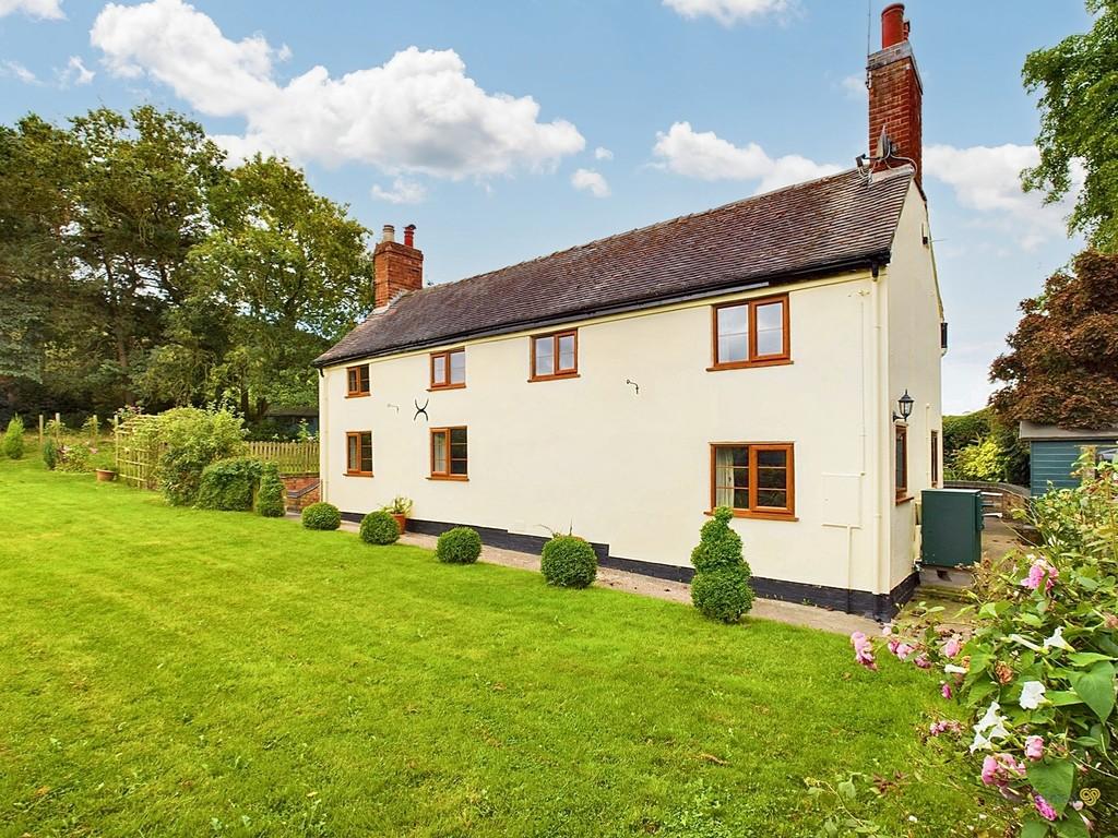 Dunstall, BurtononTrent 4 bed detached house for sale £700,000