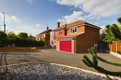 70 New Road, Uttoxeter, ST14 7DE